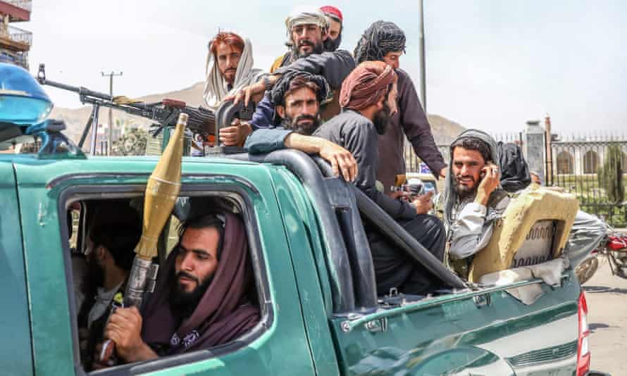 الجماعات الإسلاموية: كيف احتفت بحركة طالبان؟
